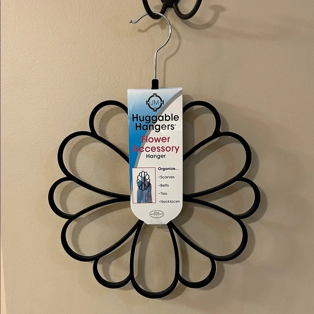Black Flower Wall Hook